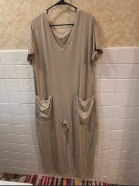 Women’s V-Neck Relaxed Jumpsuit with Pockets - Taupe wide leg